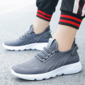 Tägliche Kleidung Outdoor Sportschuhe Heißverkauf Fashion Männer Sneaker Running Fitnessstudio Leichte weiche Basis atmungsaktive Schuhe